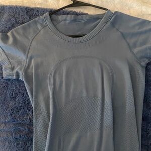 dusty blue lulu lemon top
